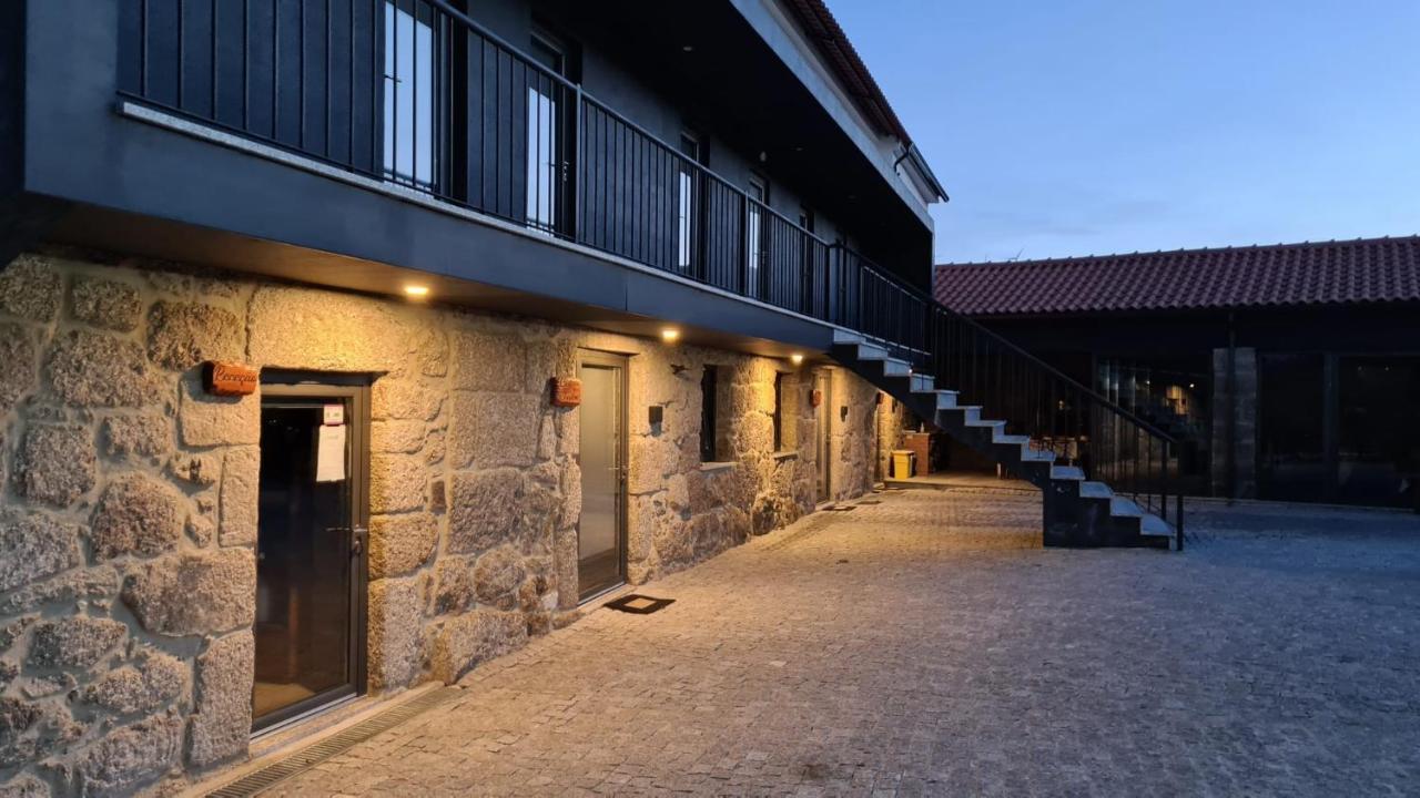 Alqueiturismo - Casas De Campo Hotel Guarda Exterior foto